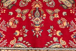 Close-up detail of 1990s Kerman rug from Iran / Persia showing Wool weave