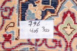 Close-up detail of 1990s Kerman rug from Iran / Persia showing Wool weave