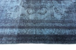 Corner detail of 1970s Khorasan rug showing border pattern and Wool pile