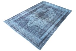 Corner detail of 1970s Khorasan rug showing border pattern and Wool pile
