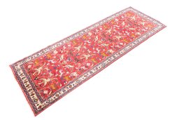 Corner detail of 1990s Mashad rug showing border pattern and Wool pile
