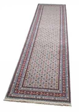 Close-up detail of New Moud rug from Iran / Persia showing Wool weave