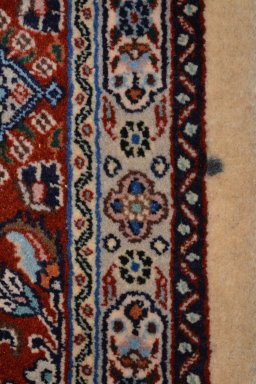 Central medallion detail of New Moud rug from Iran / Persia