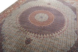 Backside of handmade Unknown Moud rug showing knot structure and weave density