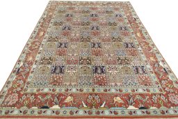 Surface texture of 2000s Moud rug with natural Wool and intricate pattern