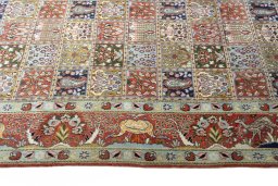 Close-up detail of 2000s Moud rug from Iran / Persia showing Wool weave