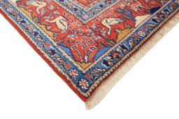 Central medallion detail of 2000s Moud rug from Iran / Persia