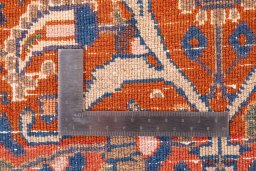 Surface texture of 1970s Moud rug with natural Wool and intricate pattern