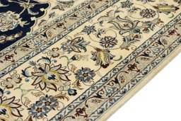 Central medallion detail of 1980s Nain rug from Iran / Persia