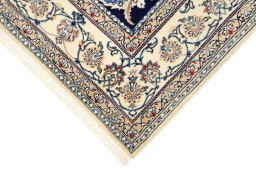 Central medallion detail of 1990s Nain rug from Iran / Persia