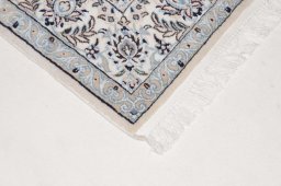 Surface texture of New Nain rug with natural Cork and intricate pattern