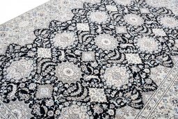 Surface texture of New Nain rug with natural Cork and intricate pattern