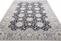 Surface texture of New Nain rug with natural Cork and intricate pattern