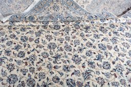 Close-up detail of 1970s Nain rug from Iran / Persia showing Cork weave