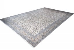 Corner detail of 1970s Nain rug showing border pattern and Cork pile