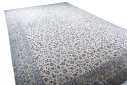 Close-up detail of 1970s Nain rug from Iran / Persia showing Cork weave