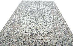 Surface texture of New Nain rug with natural Cork and intricate pattern