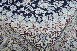 Close-up detail of New Nain rug from Iran / Persia showing Cork weave