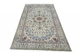 Surface texture of New Nain rug with natural Cork and intricate pattern