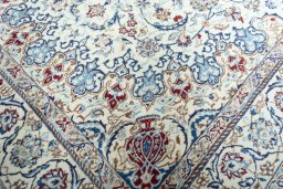 Close-up detail of New Nain rug from Iran / Persia showing Cork weave