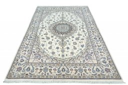 Surface texture of New Nain rug with natural Cork and intricate pattern