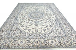 Surface texture of New Nain rug with natural Cork and intricate pattern