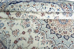 Close-up detail of New Nain rug from Iran / Persia showing Cork weave