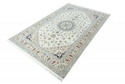 Corner detail of New Nain rug showing border pattern and Cork pile