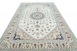 Surface texture of New Nain rug with natural Cork and intricate pattern