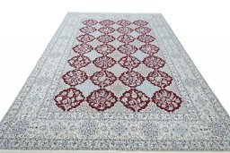 Surface texture of New Nain rug with natural Cork and intricate pattern