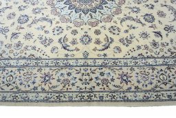 Close-up detail of New Nain rug from Iran / Persia showing Cork weave