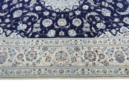 Close-up detail of New Nain rug from Iran / Persia showing Cork weave
