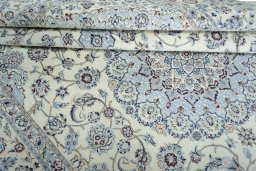 Close-up detail of New Nain rug from Iran / Persia showing Cork weave