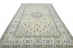 Surface texture of New Nain rug with natural Wool and intricate pattern