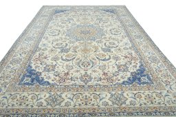 Surface texture of New Nain rug with natural Wool and intricate pattern