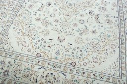 Close-up detail of New Nain rug from Iran / Persia showing Wool weave
