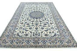 Surface texture of New Nain rug with natural Wool and intricate pattern