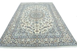 Surface texture of New Nain rug with natural Wool and intricate pattern