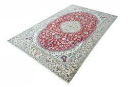 Corner detail of 2000s Nain rug showing border pattern and Wool pile