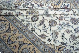 Close-up detail of New Nain rug from Iran / Persia showing Cork weave