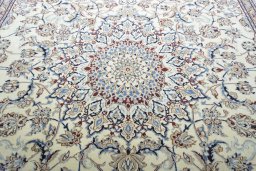 Central medallion detail of 2000s Nain rug from Iran / Persia
