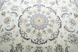 Central medallion detail of 2000s Nain rug from Iran / Persia