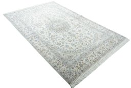 Close-up detail of New Nain rug from Iran / Persia showing Cork weave