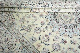 Close-up detail of New Nain rug from Iran / Persia showing Cork weave