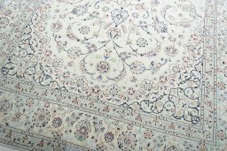 Close-up detail of New Nain rug from Iran / Persia showing Cork weave