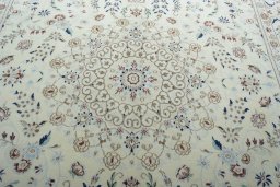 Central medallion detail of 2000s Nain rug from Iran / Persia