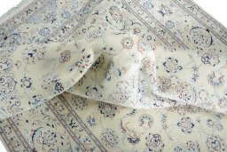 Surface texture of New Nain rug with natural Cork and intricate pattern