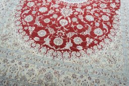 Close-up detail of New Nain rug from Iran / Persia showing Cork weave