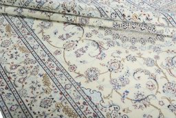 Close-up detail of New Nain rug from Iran / Persia showing Cork weave