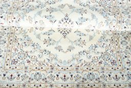 Close-up detail of New Nain rug from Iran / Persia showing Cork weave